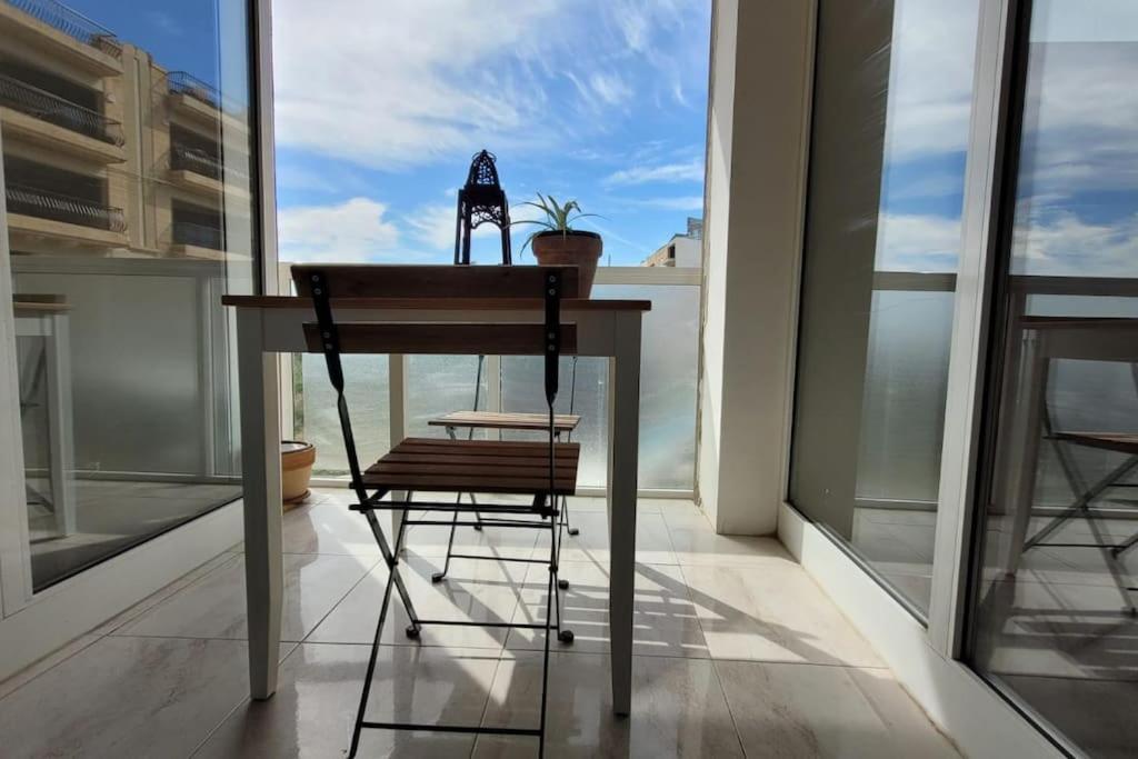 Luxury En-Suite Double. Beach-House With Sea Views Mellieha Exterior photo